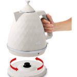 Czajnik DELONGHI Brillante Exclusive KBJX2001W