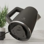 Czajnik ELECTROLUX E5K1-6AN z regulacją elektroniczną