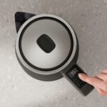 Czajnik ELECTROLUX E5K1-6AN z regulacją elektroniczną
