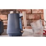 Czajnik RUSSELL HOBBS Bronte Navy 26752-70