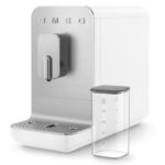 Ekspres SMEG BCC13WHMEU 18 cm szerokości