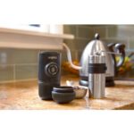 Ekspres WACACO Nanopresso Szary + Etui Bezprzewodowy