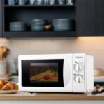 Kuchenka mikrofalowa MAESTRO MR-731 700W średnica 24.5 cm pojemność 20L Biały