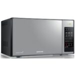 Kuchenka mikrofalowa SAMSUNG GE83X 800W średnica 28.6 cm pojemność 23L System TDS Lustrzany czarno-srebrny