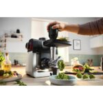 Robot kuchenny planetarny BOSCH MUMS6ZS38 z wagą, blenderem kielichowym z funkcją krojenia w kostkę