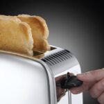 Toster RUSSELL HOBBS Victory 23310-56 Srebrny